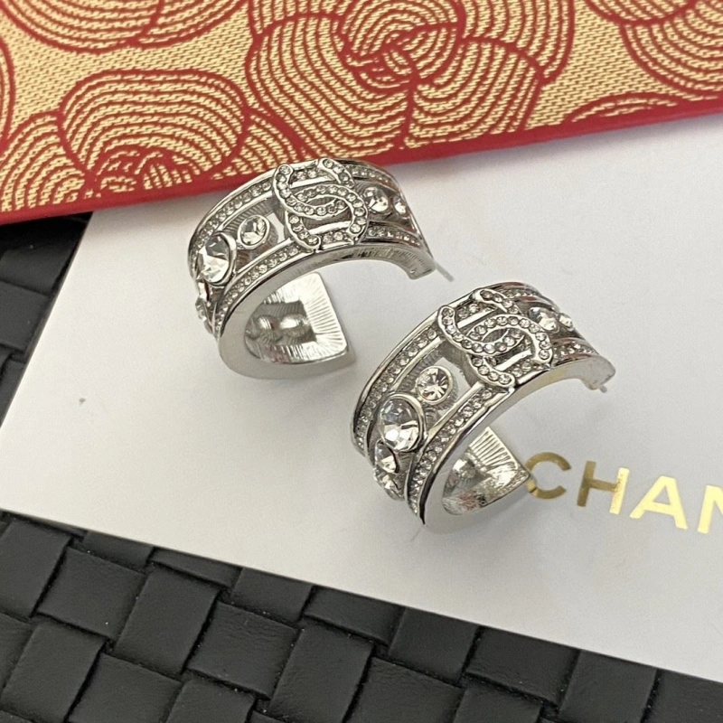 Soft Chxnxl Earrings 288354