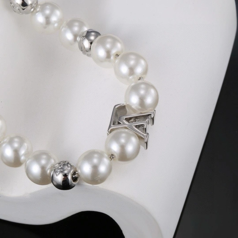 Sleek LX Necklaces 310423