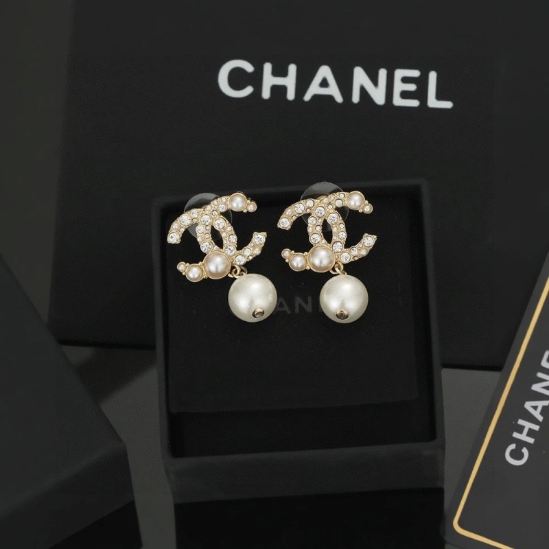 Comfortable Chxnxl Earrings 288345