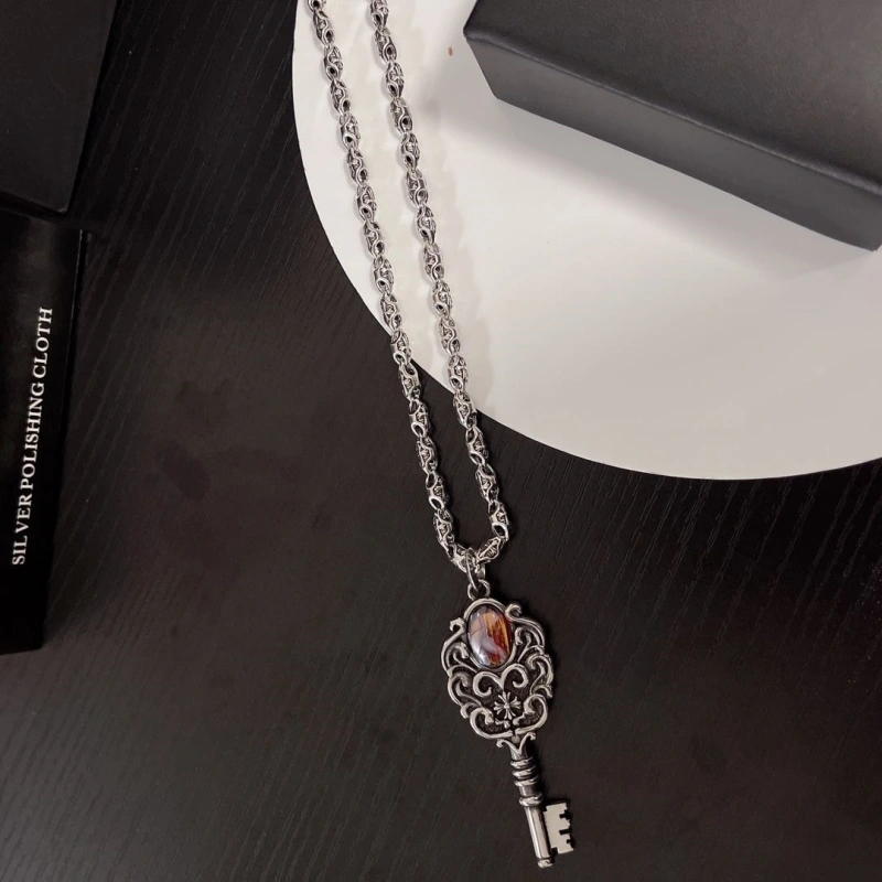Lightweight Chrxmx Hxxrts Necklaces 299216