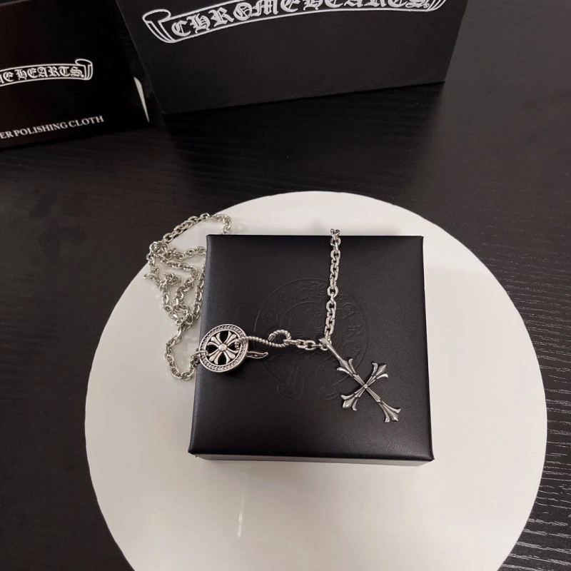 Compact Chrxmx Hxxrts Necklaces 299219