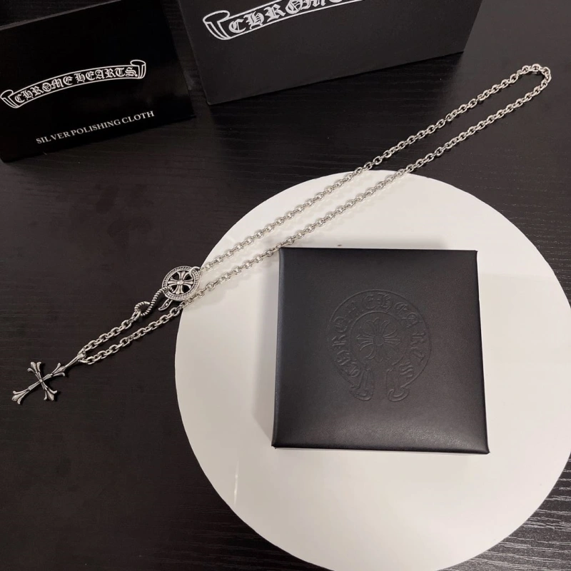 Compact Chrxmx Hxxrts Necklaces 299219