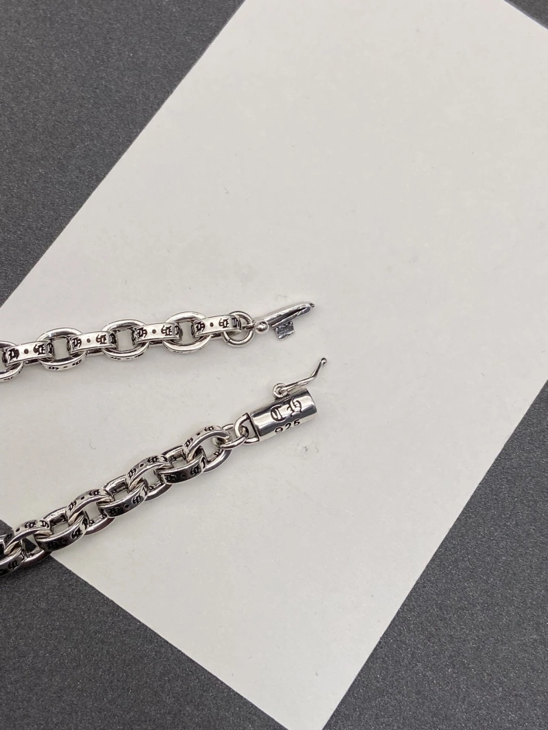 Reliable Chrxmx Hxxrts Bracelets 299935