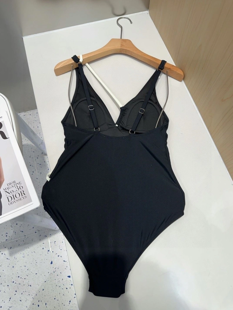 Sophisticated CHXNXL 265180