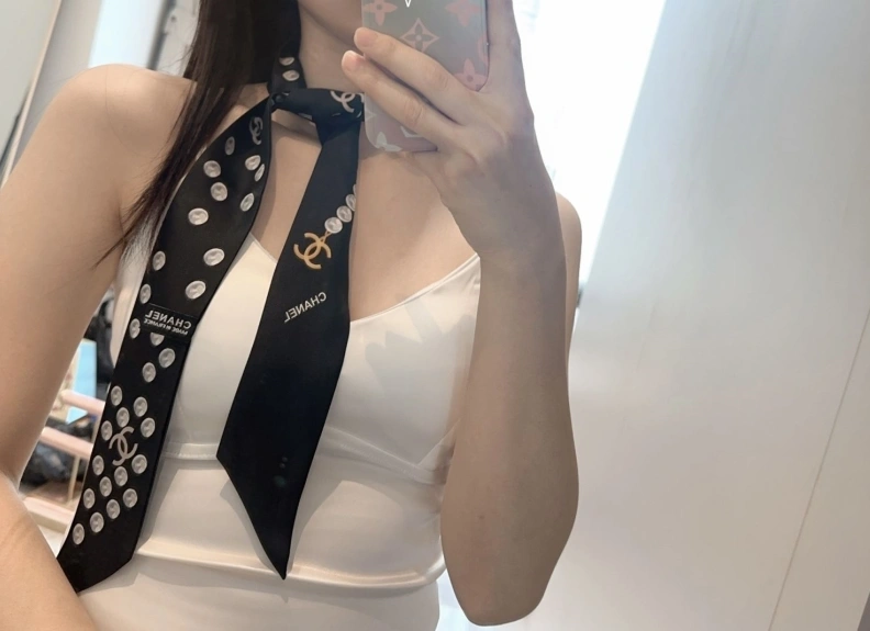 Sophisticated CHXNXL 278690