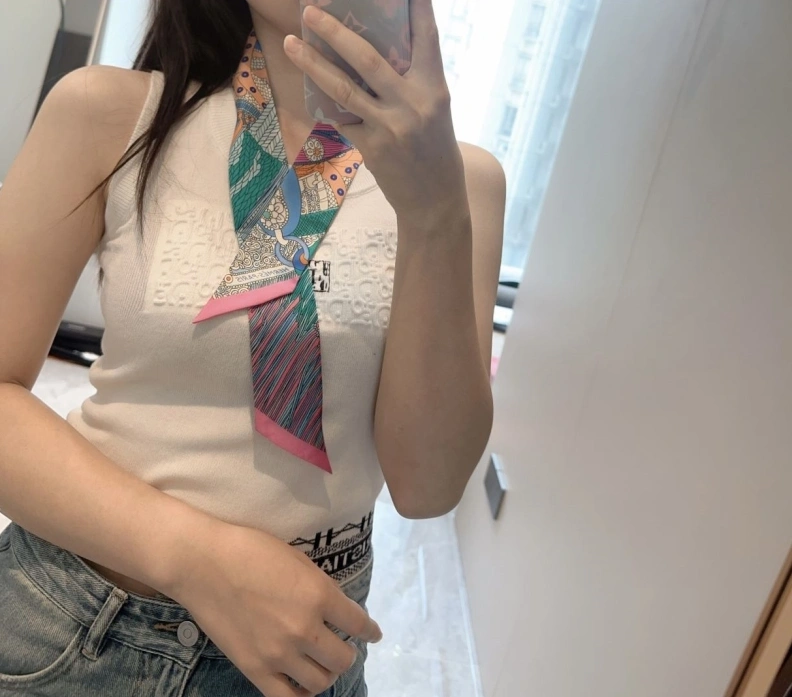 Modern HXRMXS 278398