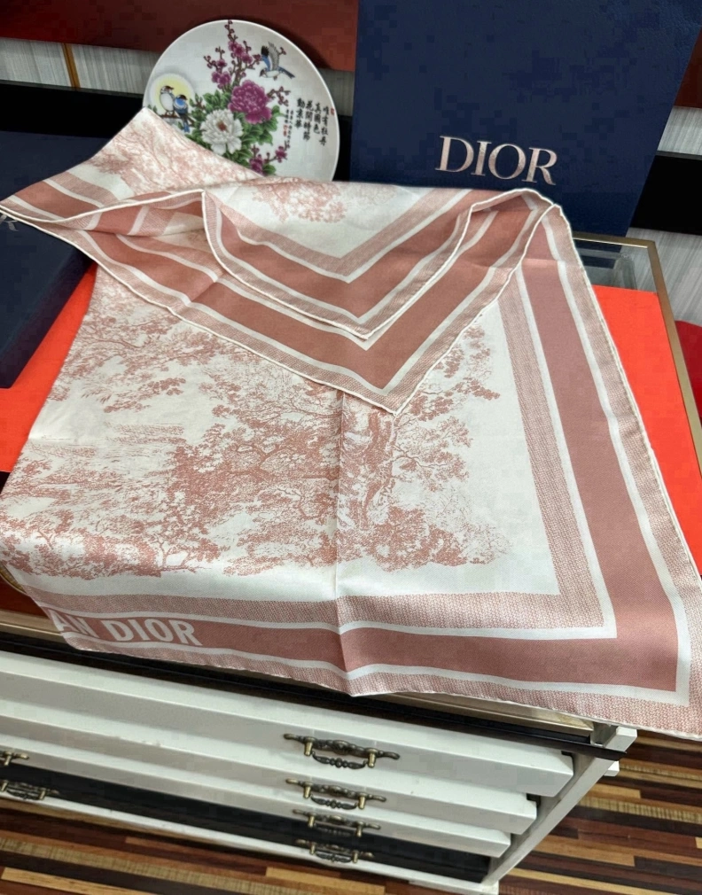 Practical DXXR 272851