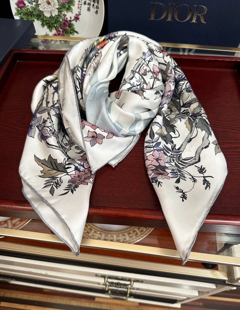 Stylish DXXR 272842