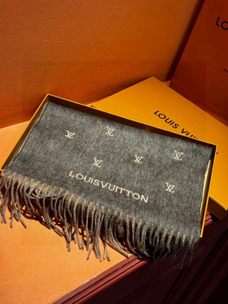 LX Comfortable 272363
