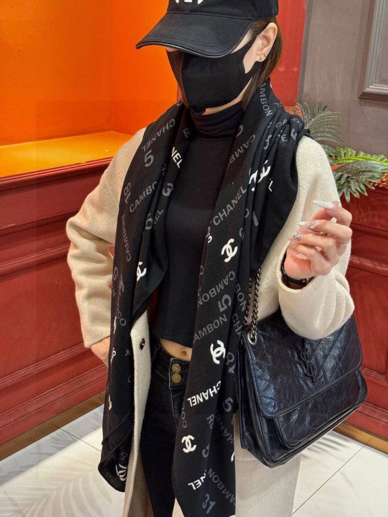 Elegant CHXNXL 278639