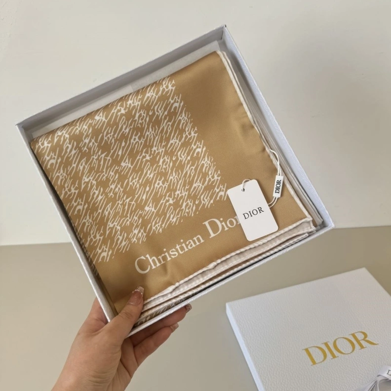 Modern DXXR 272804