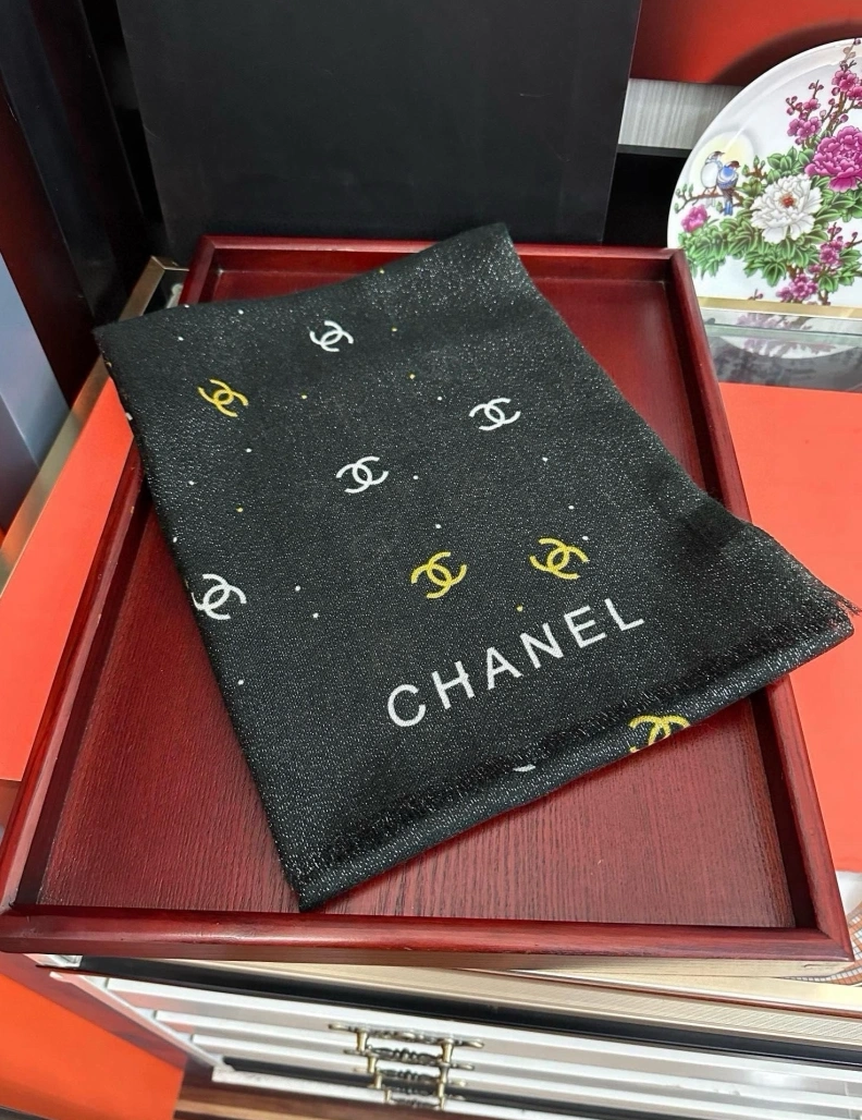 Sophisticated CHXNXL 272928