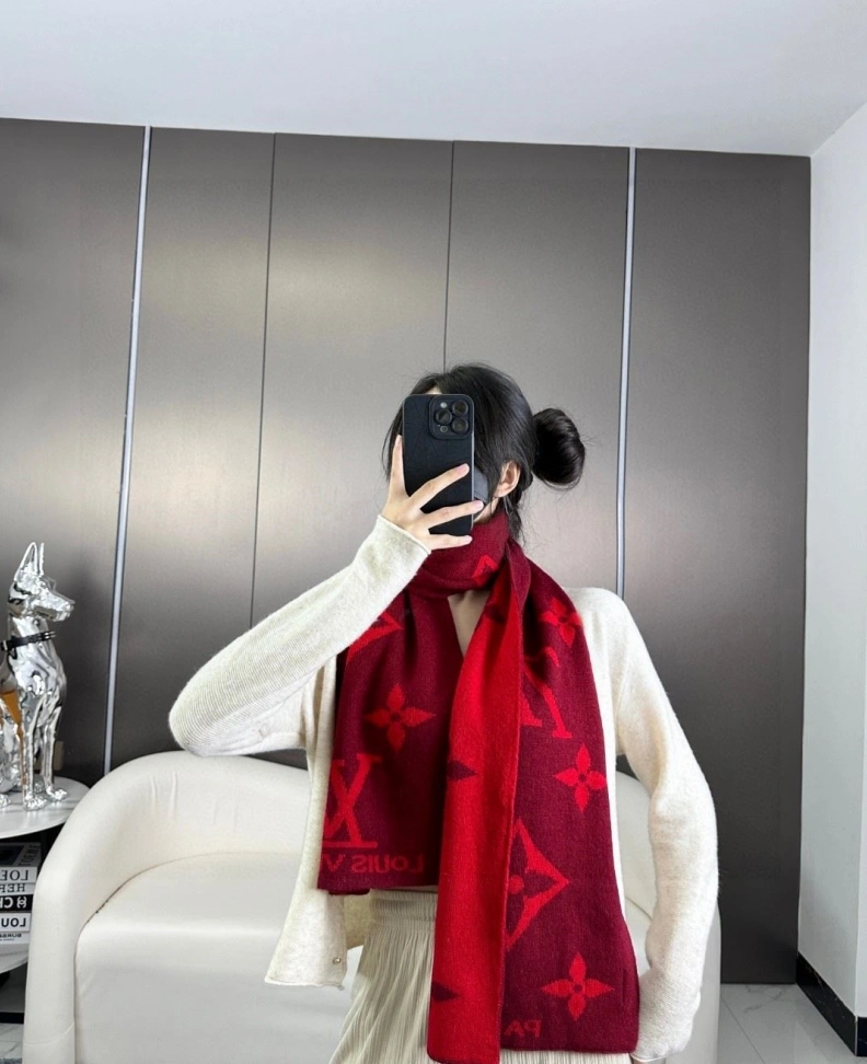 Sophisticated LX 272257