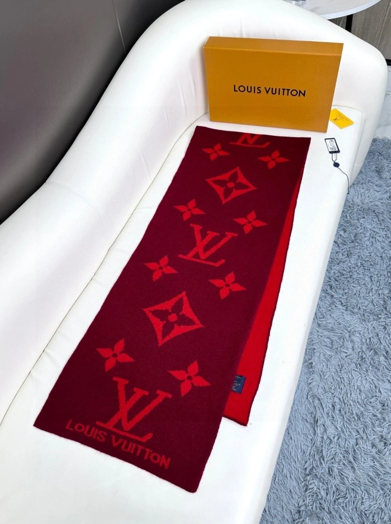 Sophisticated LX 272257