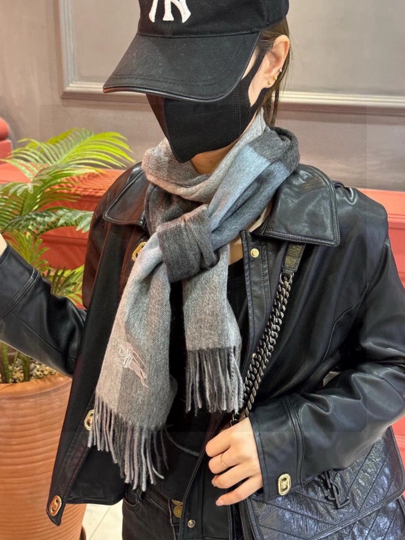 Sleek BXRBXRRY 273115