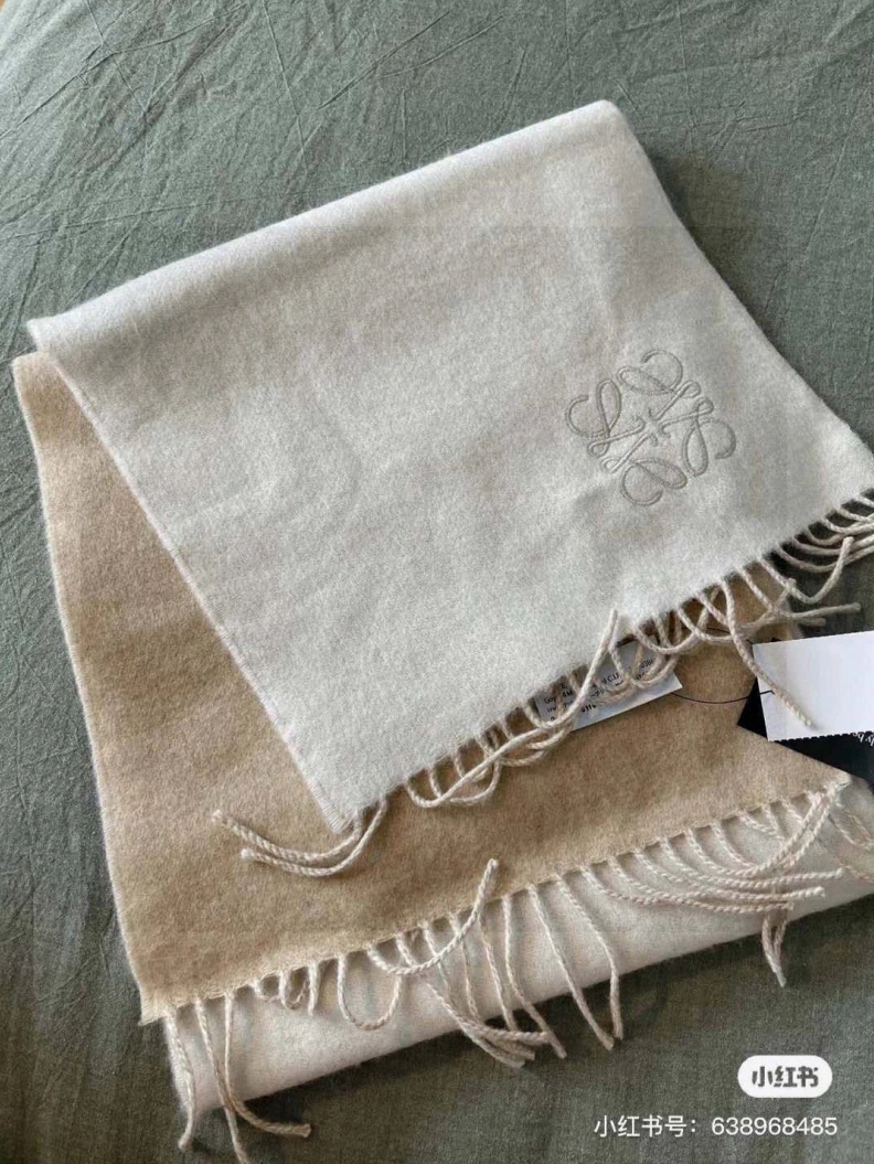 Sophisticated LXXWE 272400