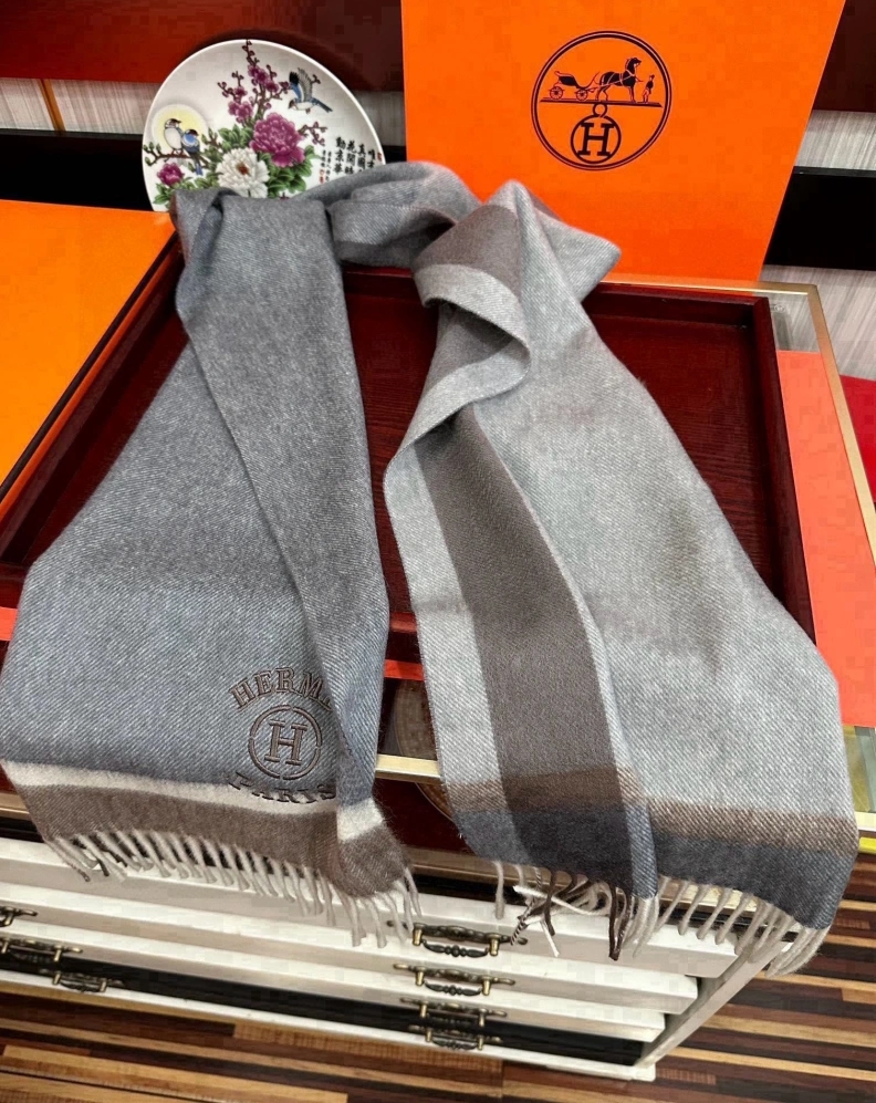 Comfortable HXRMXS 272412