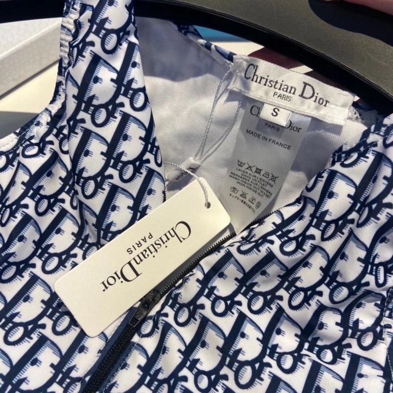CHRISTIAN DXXR Bright 266262