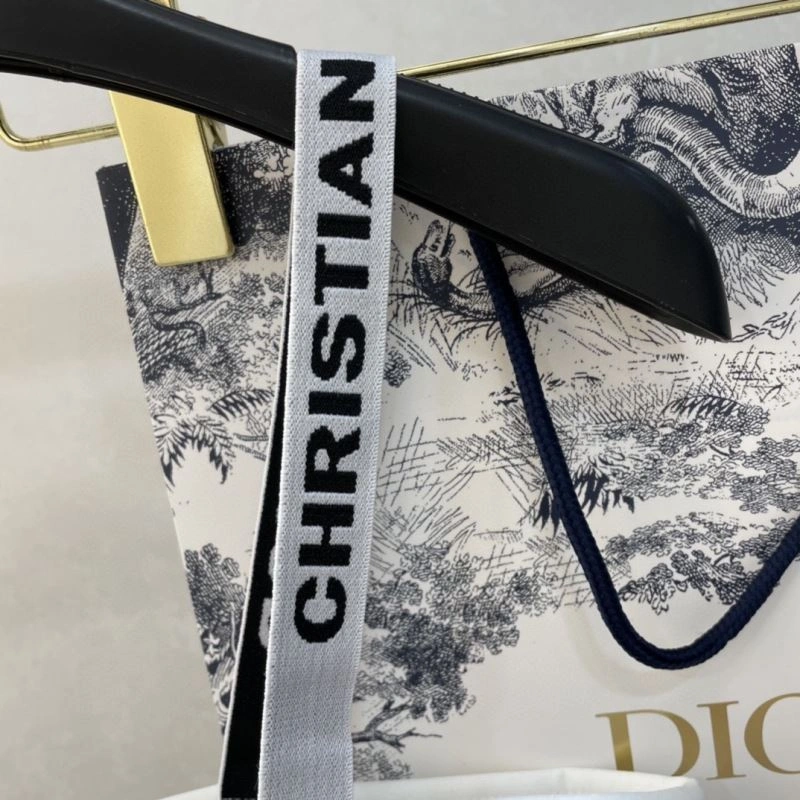 Modern CHRISTIAN DXXR 266207