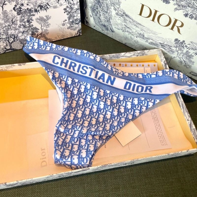 NewStyle CHRISTIAN DXXR 266204