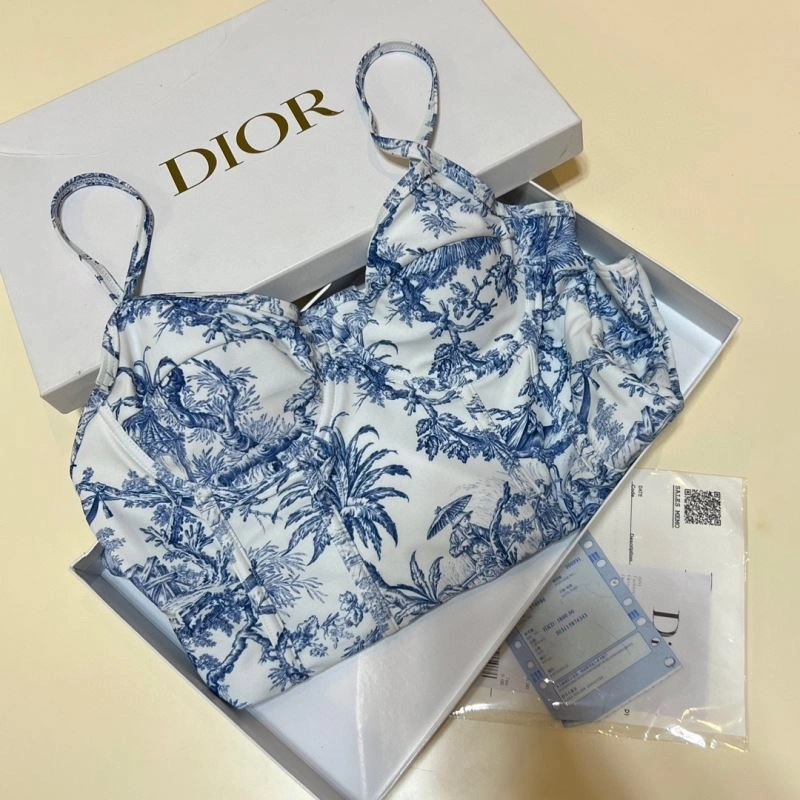 Stylish CHRISTIAN DXXR 266165