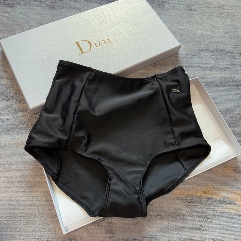 Stylish CHRISTIAN DXXR 266159