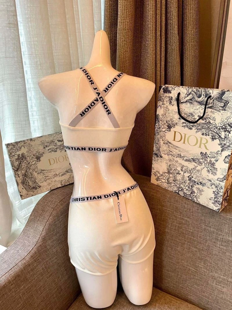 Comfortable CHRISTIAN DXXR 266135
