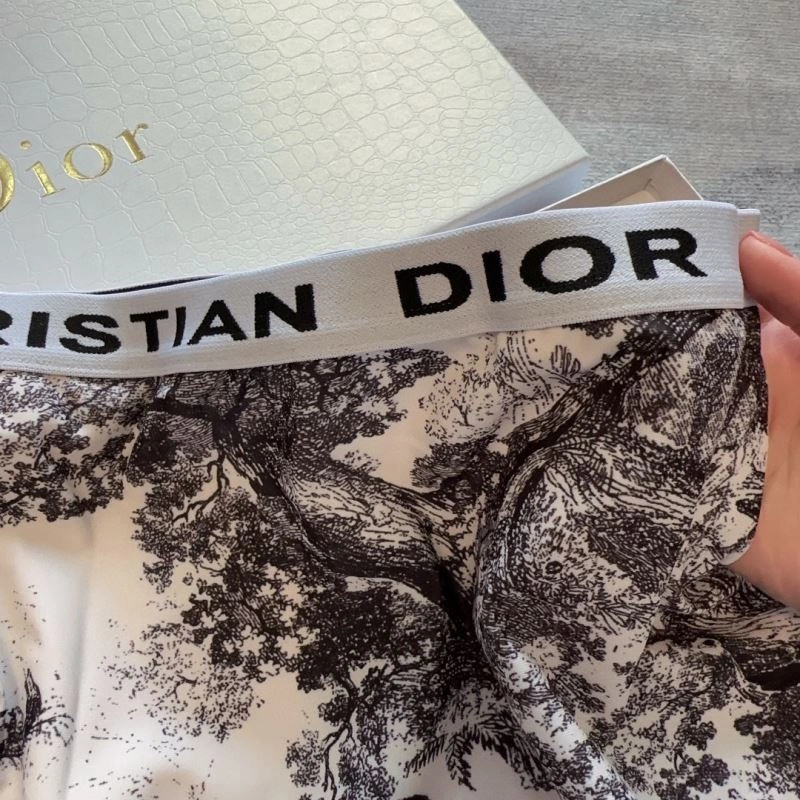 ModernLook CHRISTIAN DXXR 266110