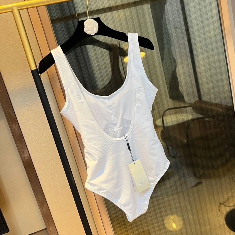 Sophisticated CHXNXL 266303