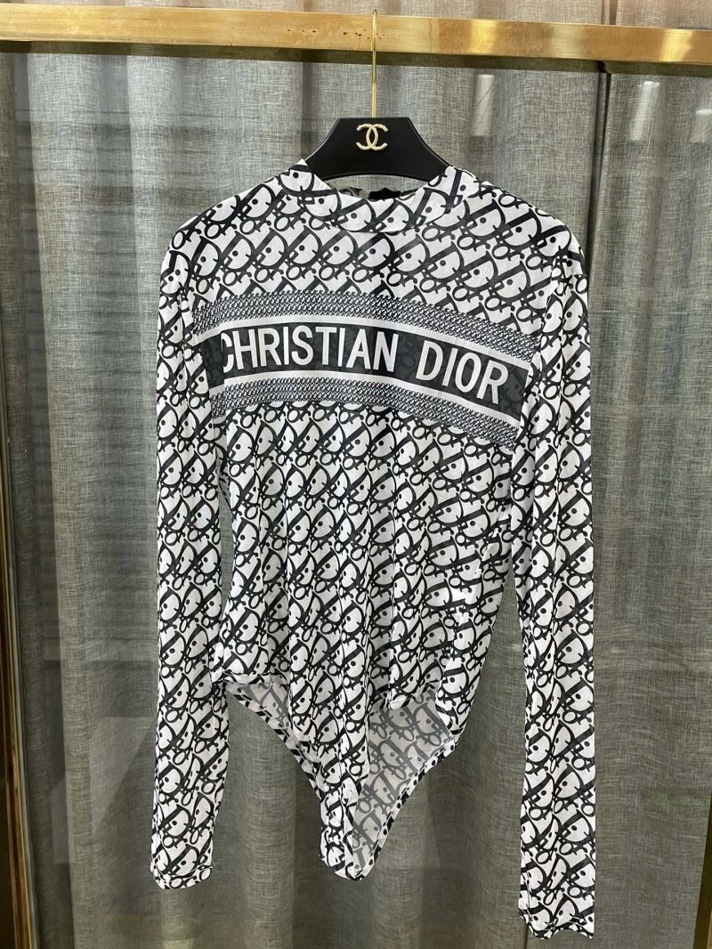 Versatile CHRISTIAN DXXR 266103