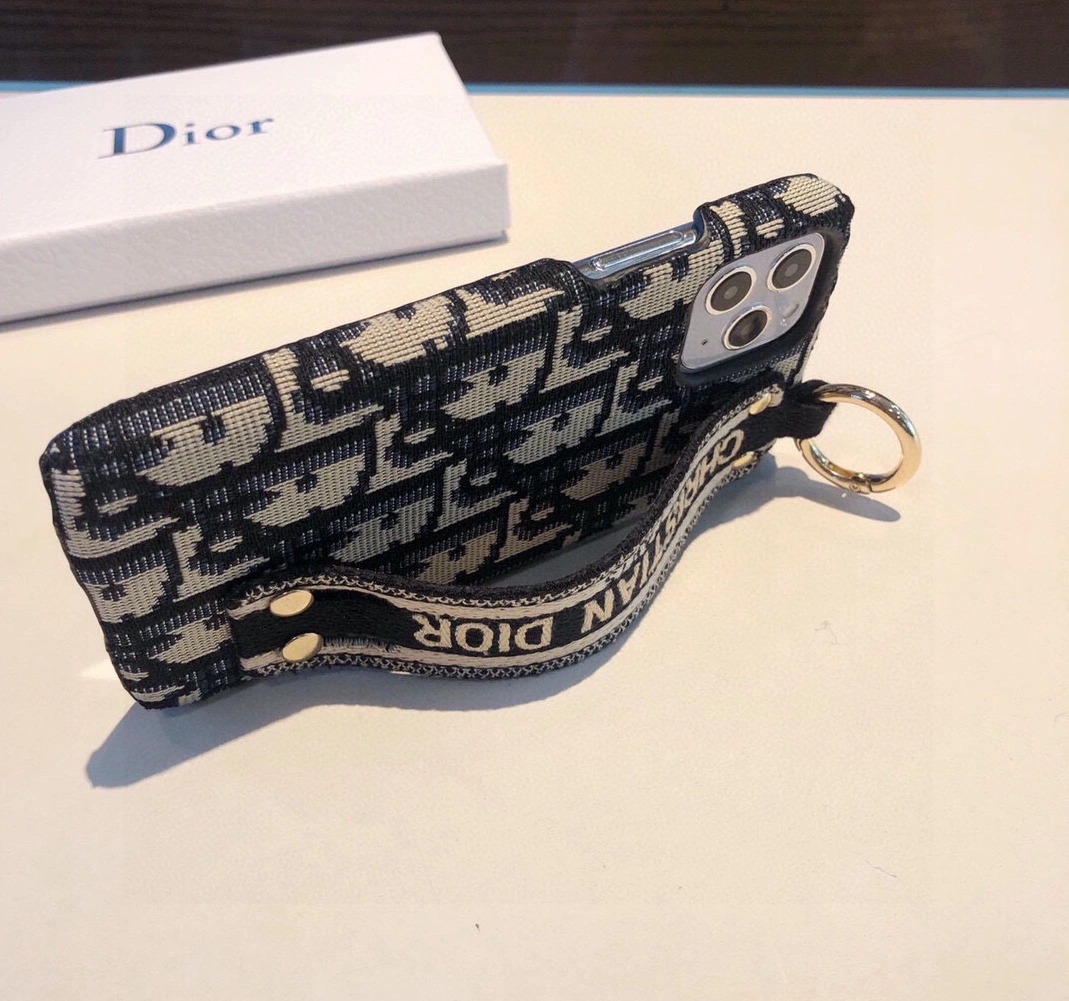Sophisticated DXXR 271846