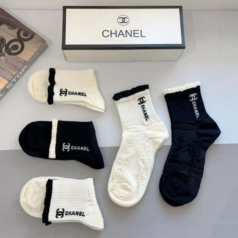 Sophisticated CHXNXL 264057