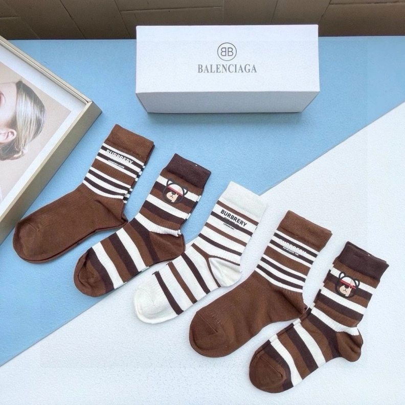 Elegant BXLXNCIAGA 264314