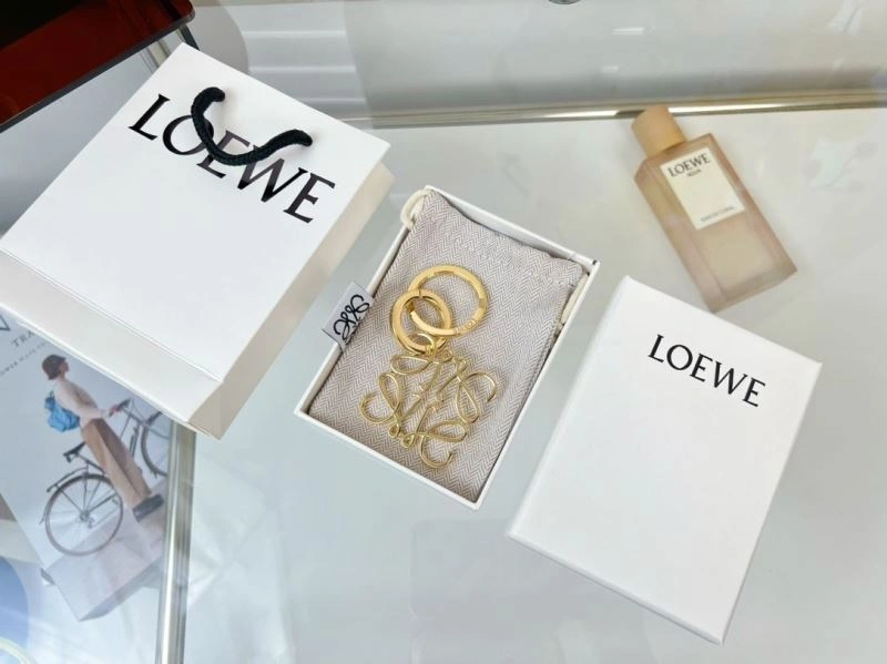 LXXWE Minimalist 270214
