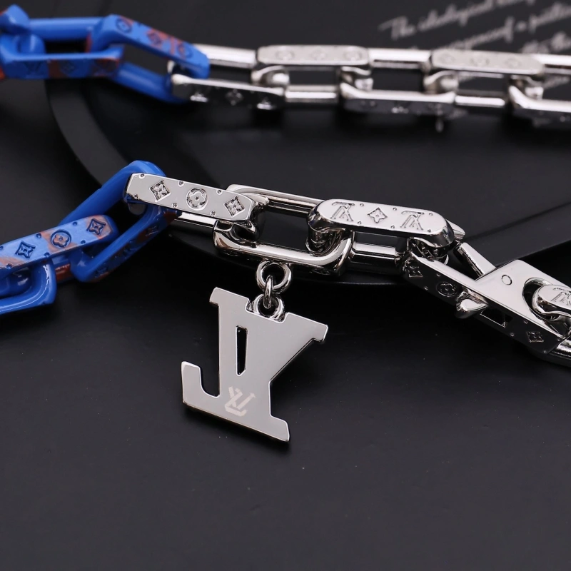Trendy LX Necklaces 309585