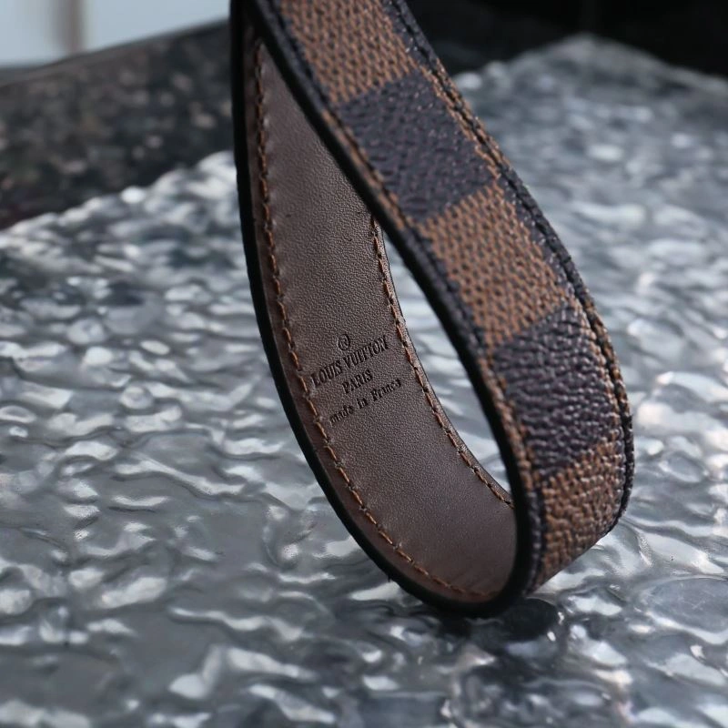 Elegant CHXNXL 270404