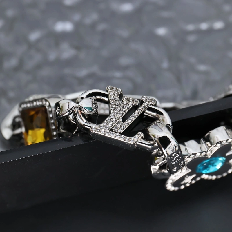 Sophisticated LX Necklaces 309563