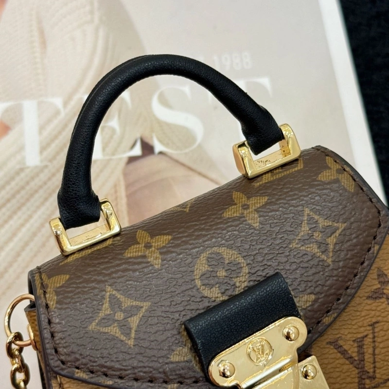 EyeCatching LX 271213