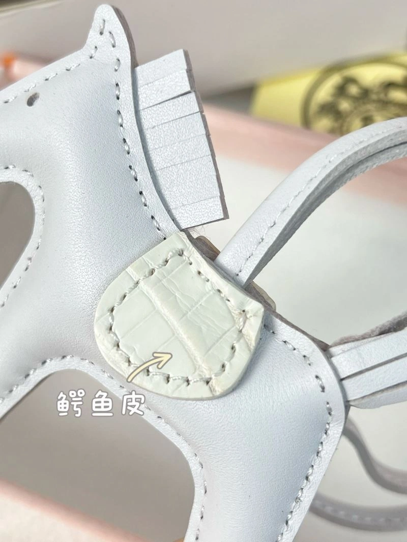 HXRMXS Comfortable 270226
