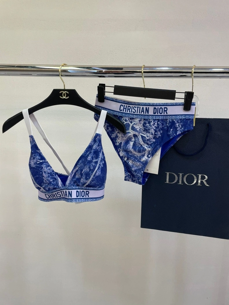 Trendy CHRISTIAN DXXR 264630