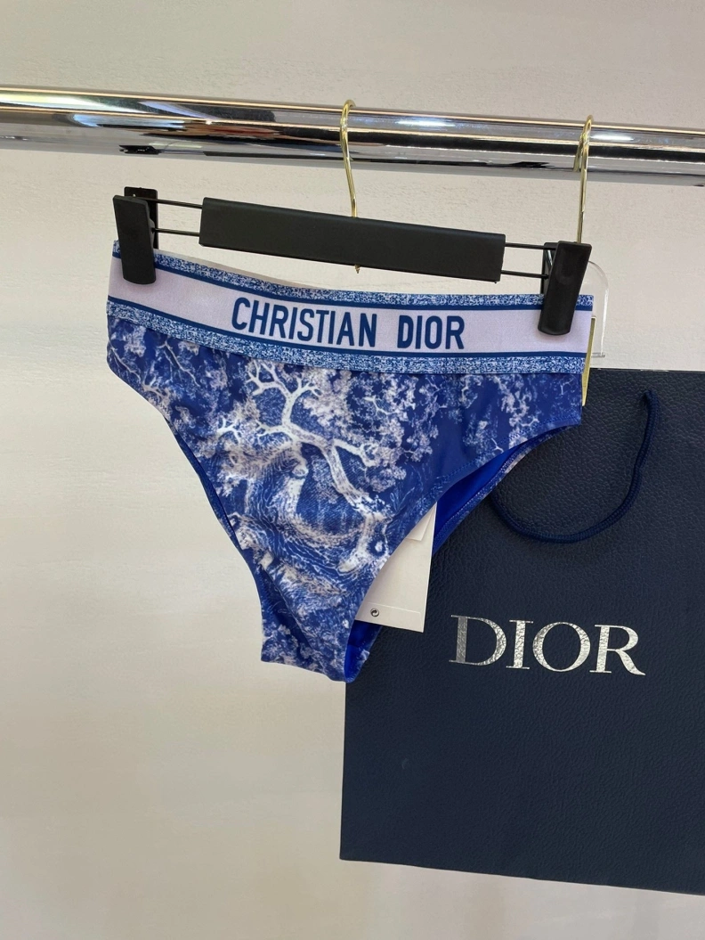Trendy CHRISTIAN DXXR 264630