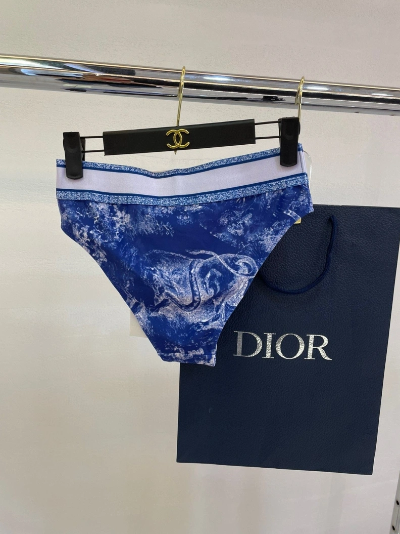 Trendy CHRISTIAN DXXR 264630