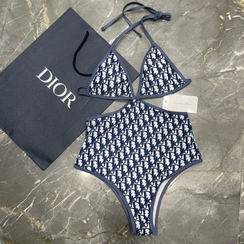 CHRISTIAN DXXR Cozy 264632
