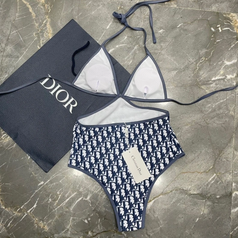 CHRISTIAN DXXR Cozy 264632