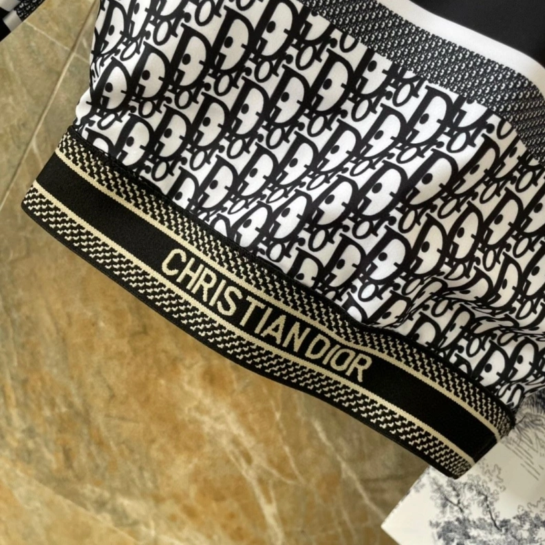 Functional CHRISTIAN DXXR 264616