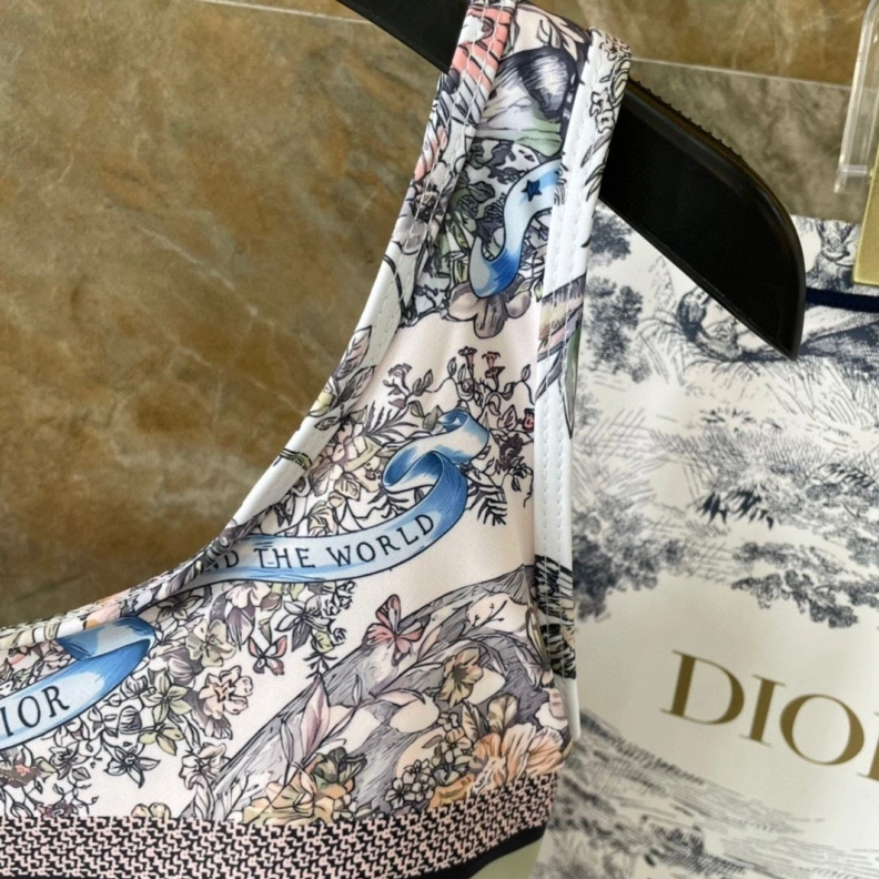 Cozy CHRISTIAN DXXR 264602
