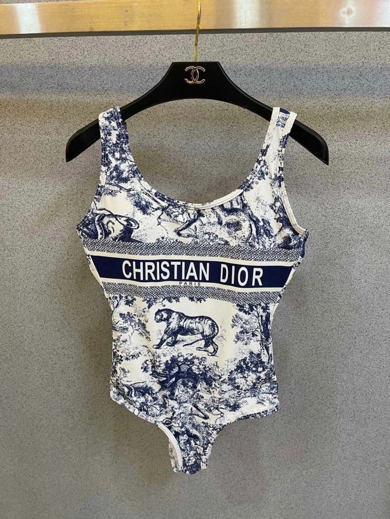 ModernLook CHRISTIAN DXXR 264578