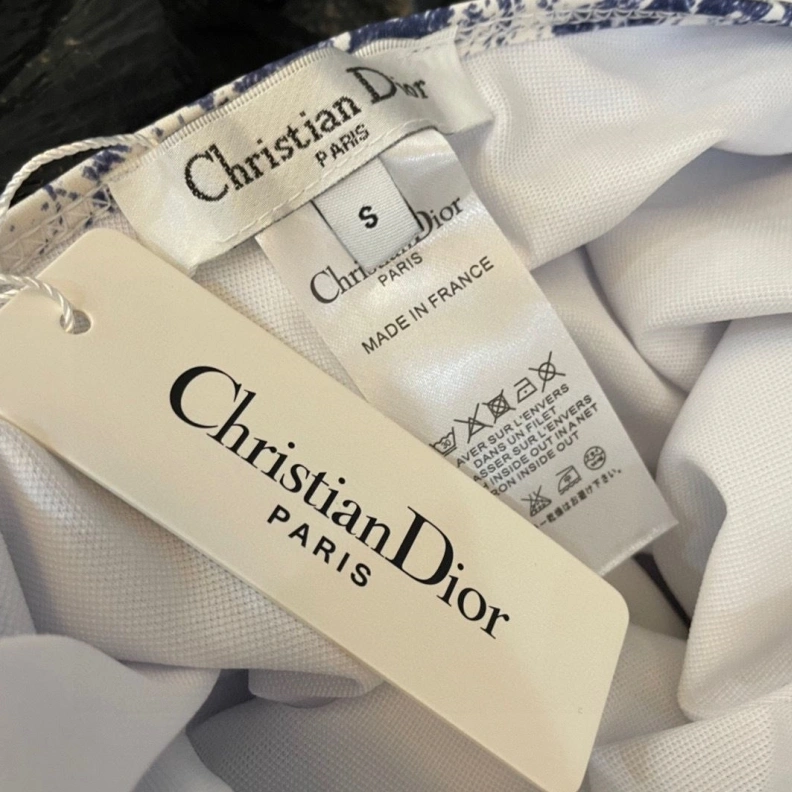 ModernLook CHRISTIAN DXXR 264578