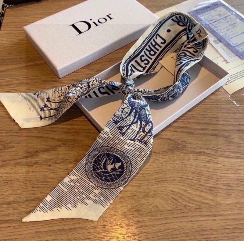 Elegant CHRISTIAN DXXR 279830