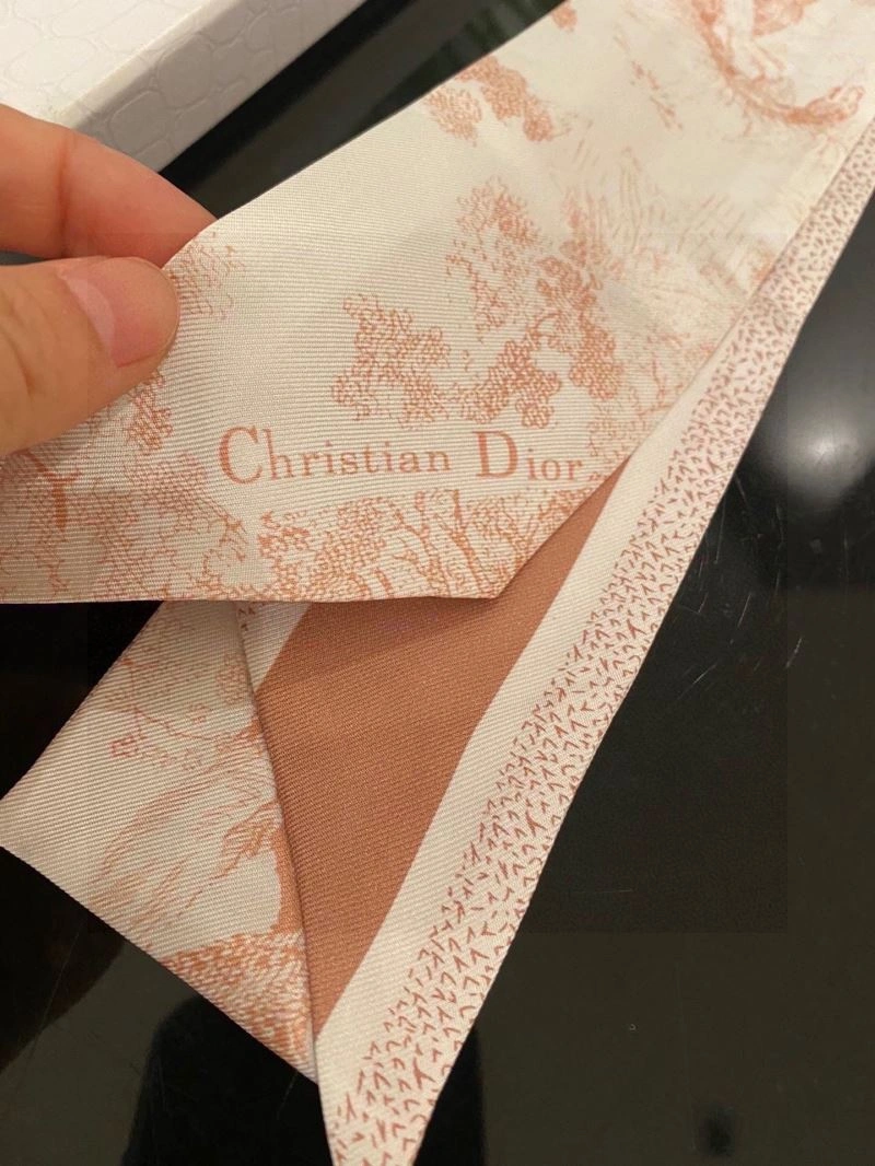 Refined CHRISTIAN DXXR 279823